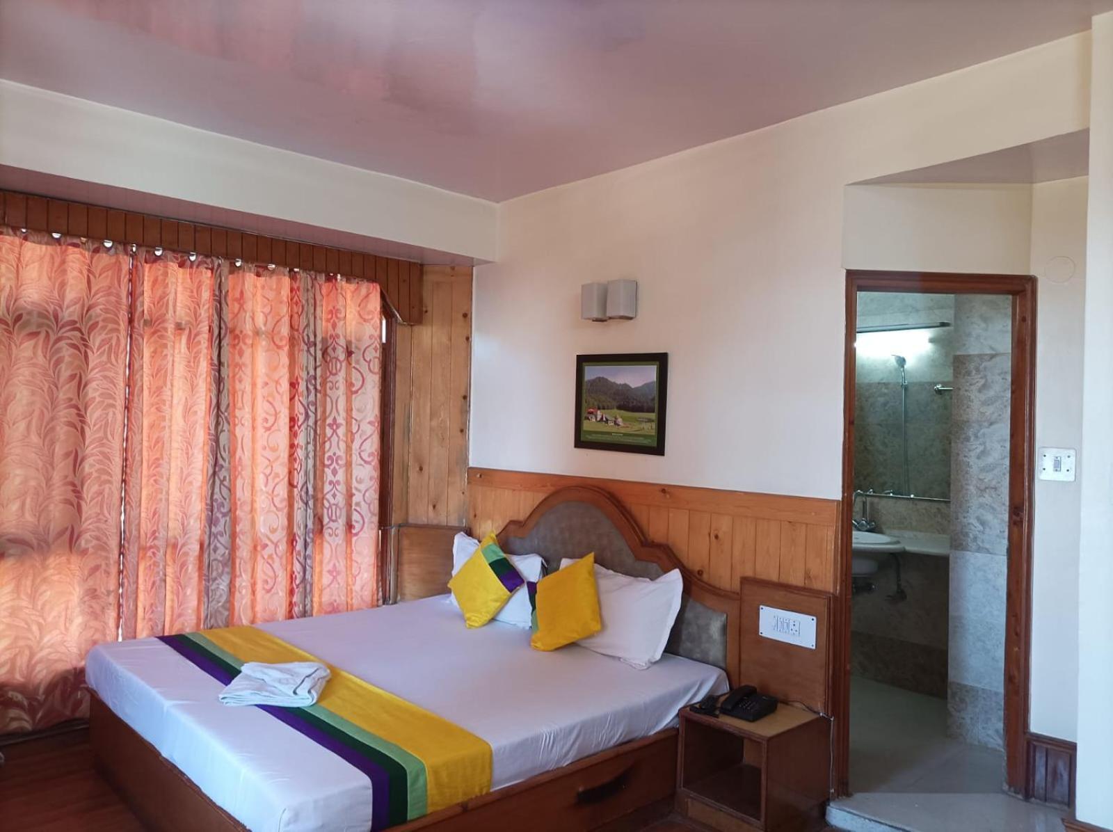 Hotel Rajat Chhota Simla Kültér fotó