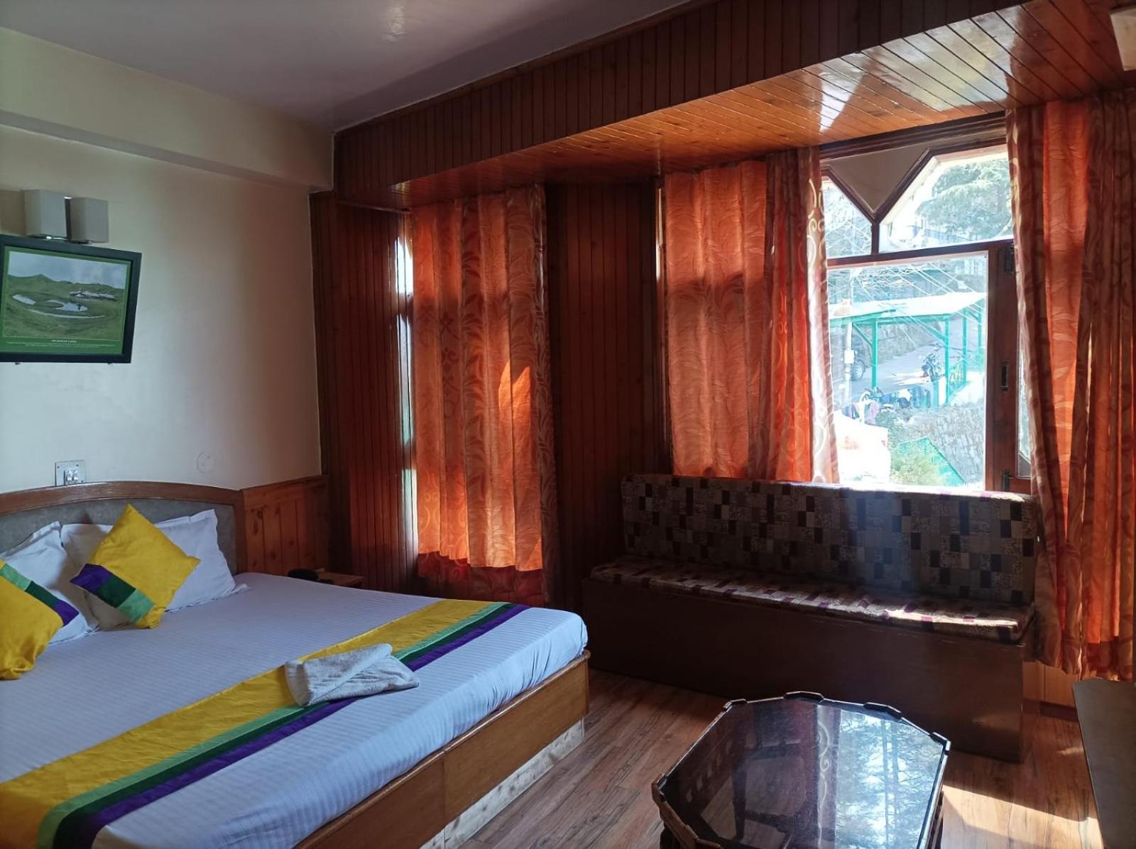 Hotel Rajat Chhota Simla Kültér fotó