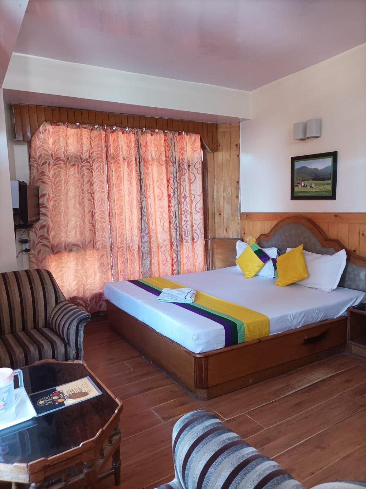 Hotel Rajat Chhota Simla Kültér fotó